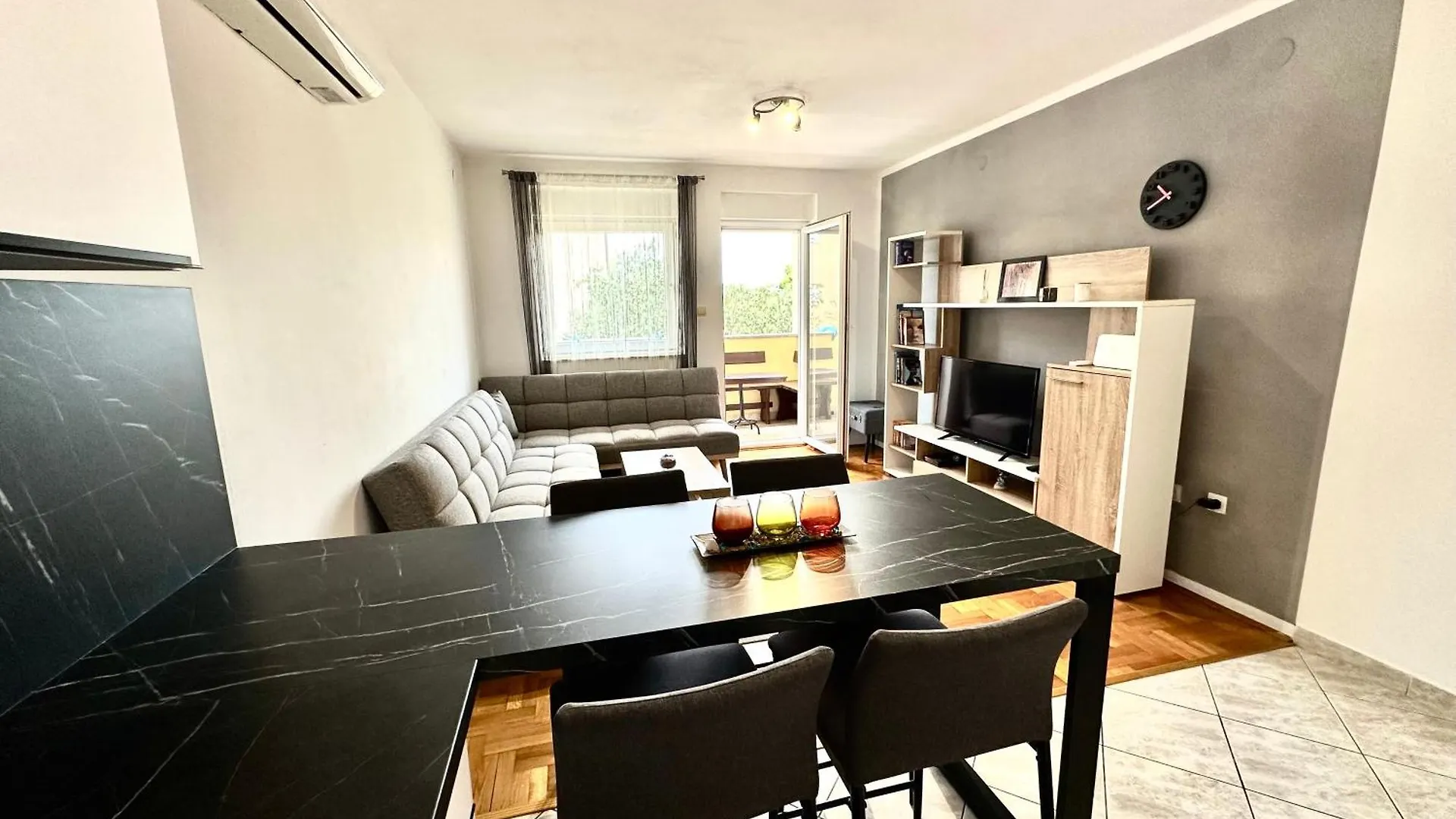 Apartment Ines Медулин 0*,  Хорватия